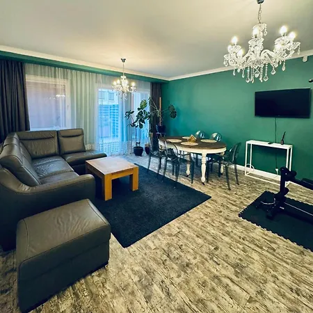 Przestronny Rodzinny - 110m2 Taras 25m2