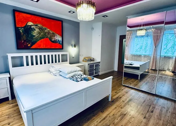 Przestronny Rodzinny - 110m2 Taras 25m2 *